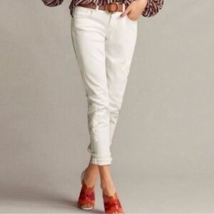 CAbi #5490 Slim Boyfriend White Embroidered Mid-Rise Jeans Size 2